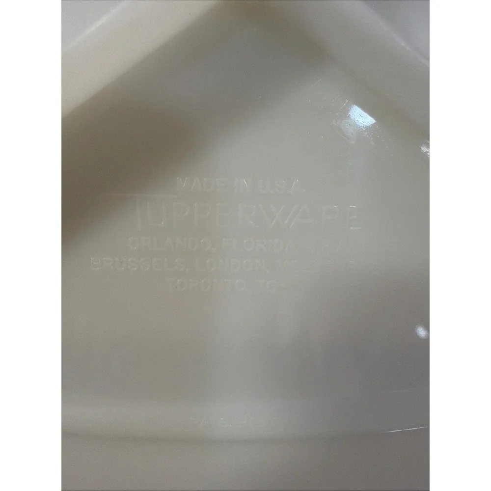 VTG Tupperware Rectangle Cake Keeper Container 622-2 Clear Base Clear Lid Storag
